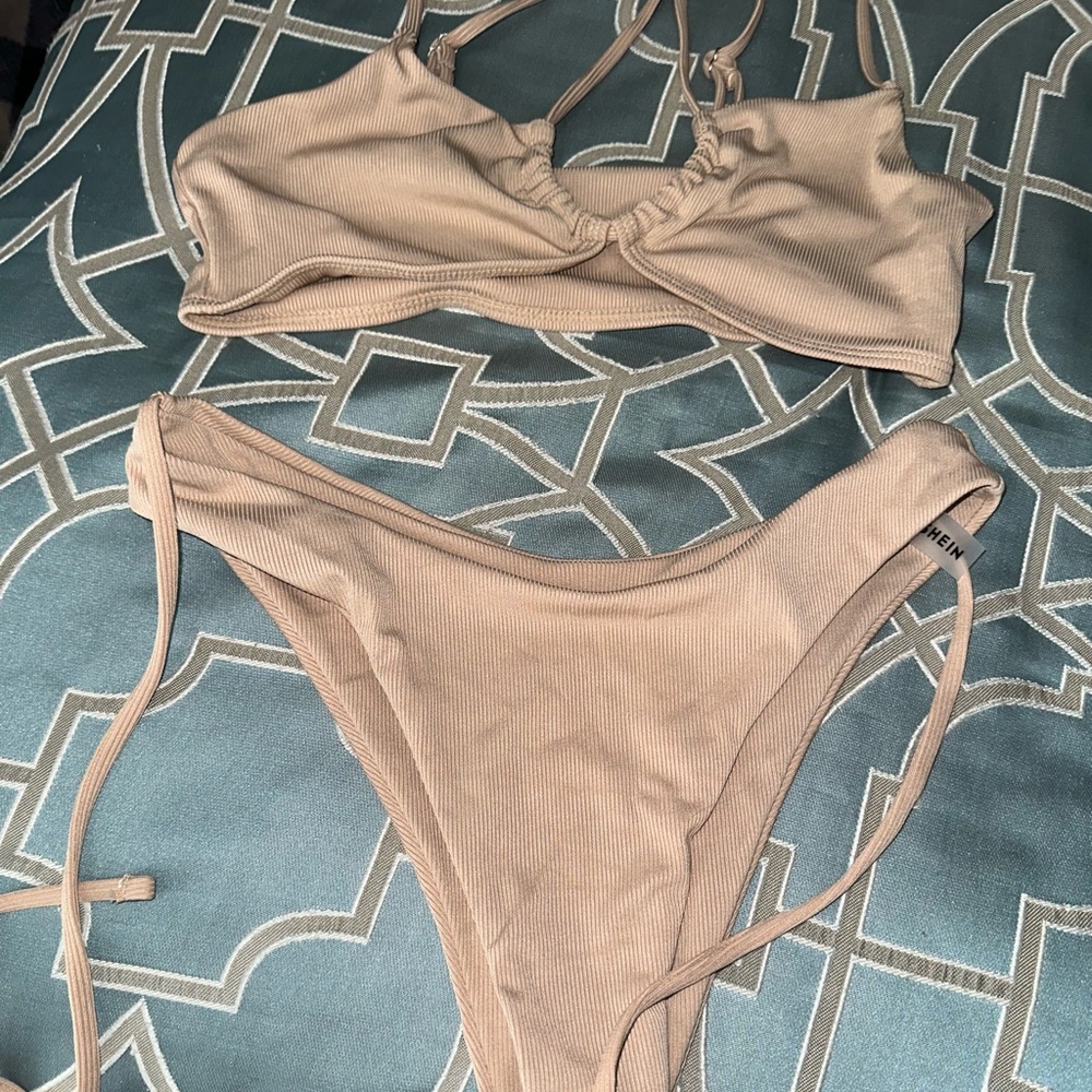 NWOT bikini - Picture 2 of 2